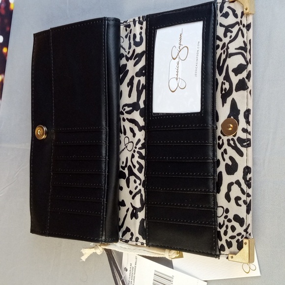 Jessica Simpson Large Frankie Wallet with Gold Accents - Picture 4 of 6
